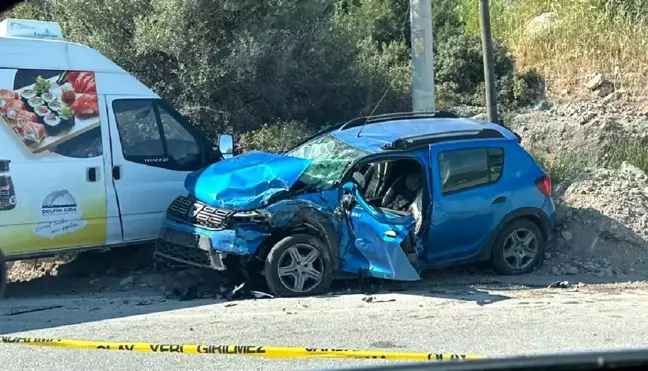 Bodrum'da otomobil ile kamyonet çarpıştı: 1 ölü, 1 ağır yaralı