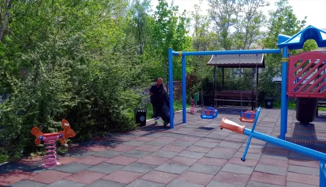 Güdül Belediyesi İlçede Temizlik Kampanyası Başlattı