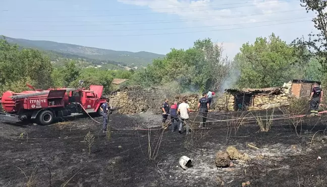 Safranbolu'da çıkan yangın söndürüldü