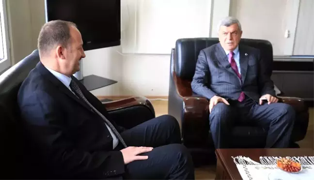 Başkan Karaosmanoğlu'ndan, Başiskele Kaymakamı'na Ziyaret