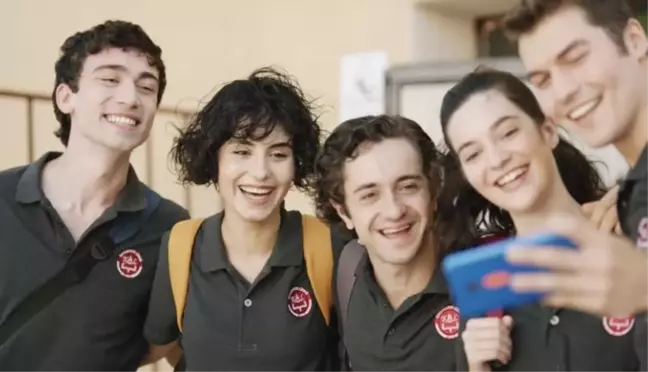 Gelsin Hayat Bildiği Gibi full HD bölüm izle! Gelsin Hayat Bildiği Gibi 4. bölüm tek parça izle! Gelsin Hayat Bildiği Gibi son bölüm neler oldu?