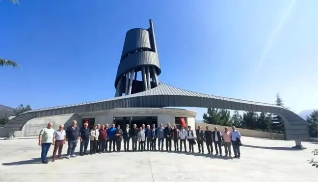 Denizlili sevdalıları Süleyman Demirel'i unutmadı