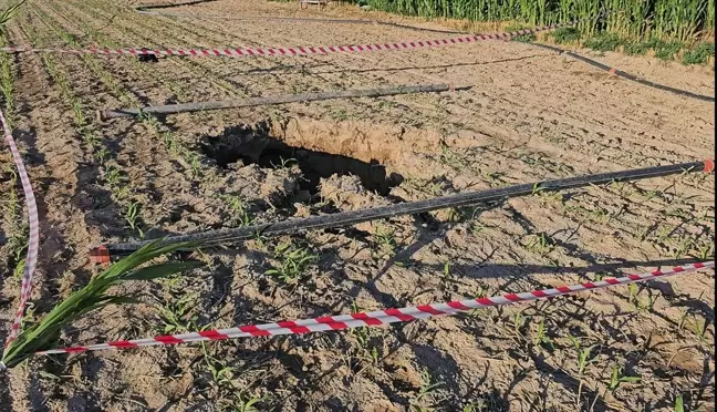 Aksaray'da 3 Metre Çapında Obruk Meydana Geldi