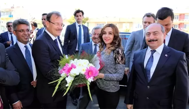 Başbakan Yardımcısı Hakan Çavuşoğlu'nun Son Durağı Banaz Oldu