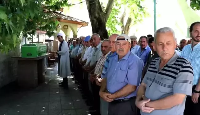 Kamboçya'da öldürülen Türk, toprağa verildi