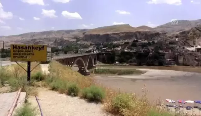 Tarihi Hasankeyf Kalesi'ne tekneyle ulaşılacak