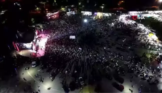 Konya'da Göl Festivali'nde Sevcan Orhan ve Hilmi Şahballı konseri