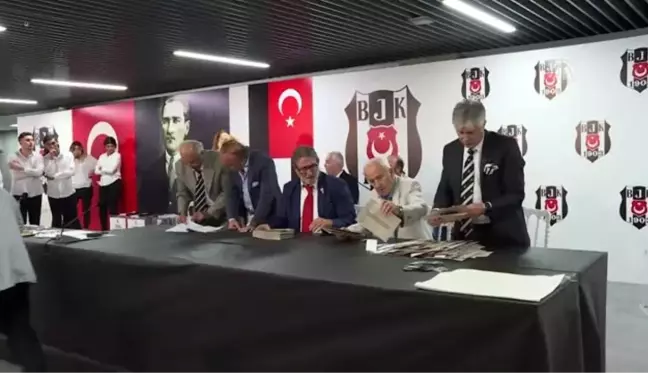 Beşiktaş'ta Tevfik Yamantürk divan başkanlığına seçildi