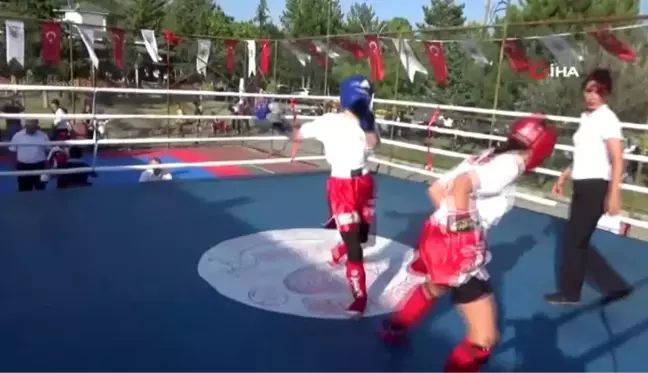 Simav'da Zafer Kupası Kick Boks Şampiyonası heyecanı