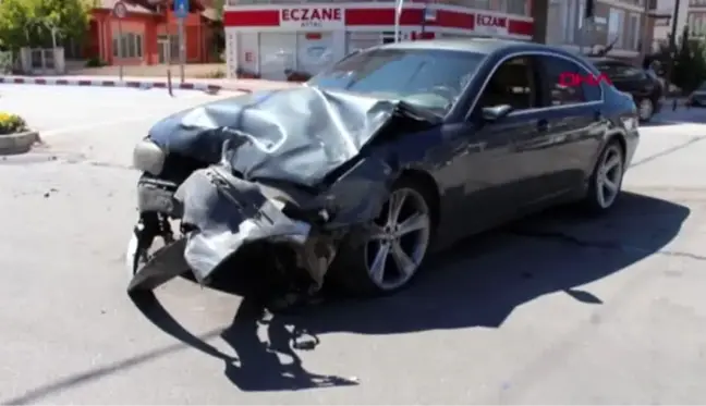 Burdur'da trafik kazası: 2 yaralı