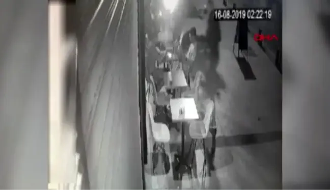 ŞİŞLİ'DE ARAP TURİSTLERE ATEŞ AÇIP GASP EDEN 2 KİŞİ YAKALANDI