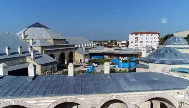 Restorasyonu tamamlanan Fatih'in eğitim gördüğü medrese açıldı