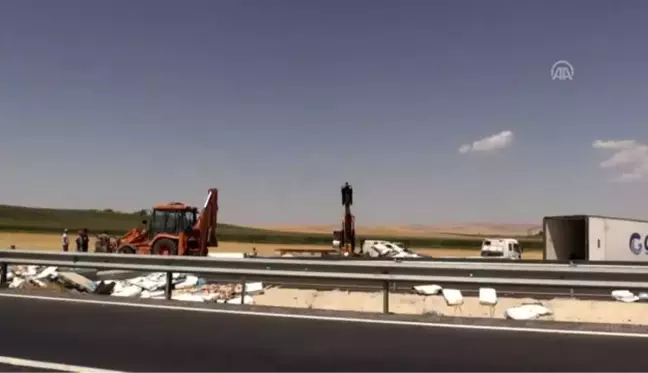 Zincirleme trafik kazası: 1 ölü, 3 yaralı