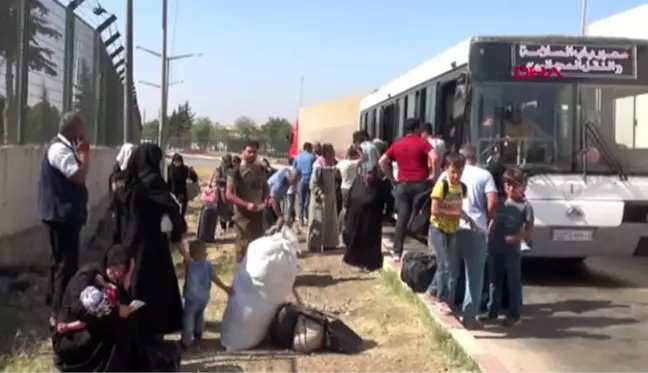 Kilis bayramı ülkelerinde geçiren 25 bin suriyeli geri döndü