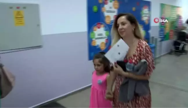 Ankara'da minikler ilk kez sıralara oturdu