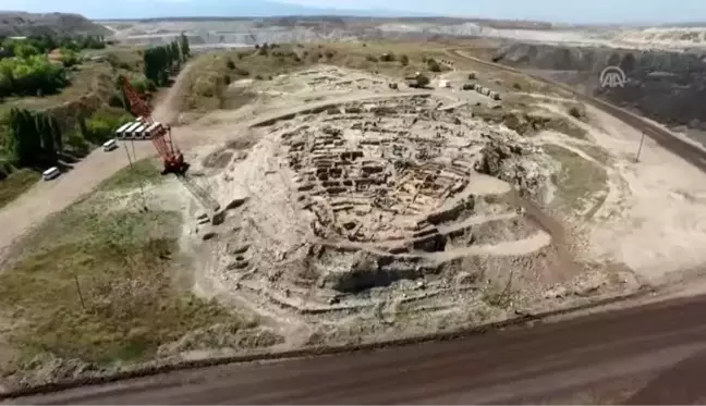 Seyitömer Höyüğü'nde kurtarma kazısı yeniden başladı