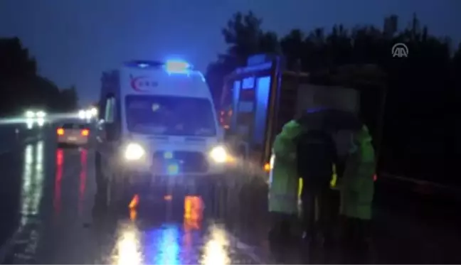 Denizli'de trafik kazası: 1 ölü, 2 yaralı