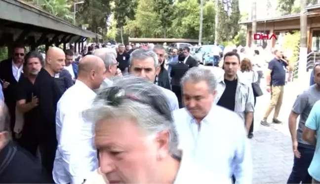 Adana serdar adalı'nın annesi özen adalı, adana'da toprağa verildi