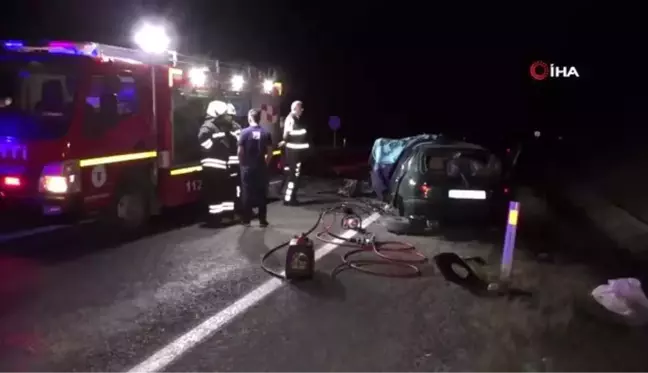 Yozgat'ta otomobiller çarpıştı: 1 uzman onbaşı hayatını kaybetti 2 kişi de yaralandı