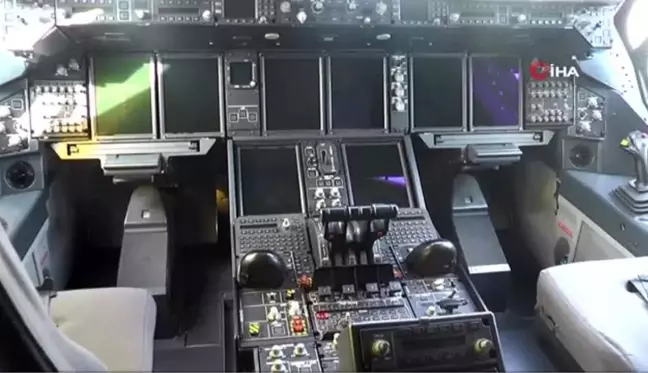 TEKNOFEST'te Airbus A400M uçağı için vatandaşlar kuyruğa girdi