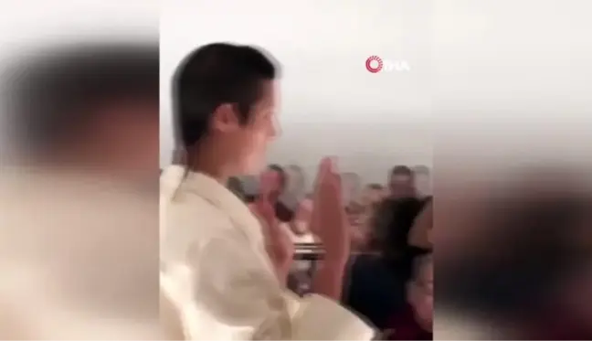 Gucci'nin deli gömleğini protesto eden modelden destekçilerine teşekkür