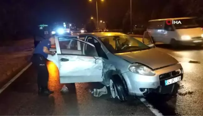 Samsun'da su kanalına yuvarlanıp ters dönen otomobilde can pazarı yaşandı