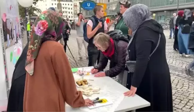 Müslüman kadınlara yönelik ayrımcılığa karşı sokak aksiyonu