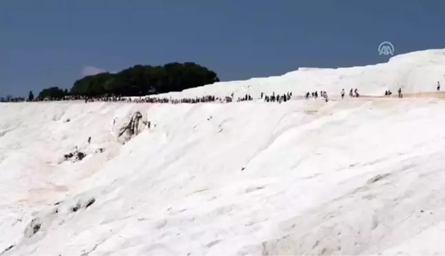 Pamukkale'de sonbahar yoğunluğu