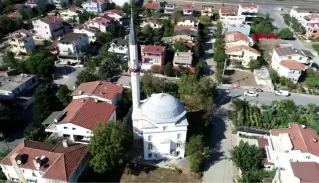 Silivri'de hasarlı 2 cami havadan görüntülendi