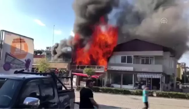 Fethiye'de iş yeri yangını