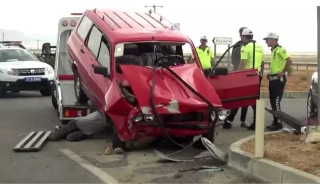 Trafik kazası: 12 yaralı