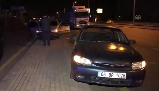 Başkentte zincirleme trafik kazası: 4 yaralı