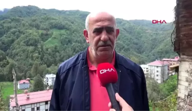 Rize'de sel ve heyelan yollar kapandı, 2 ev boşaltıldı