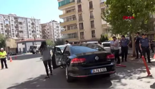 Diyarbakır'da hdp'lilerin izinsiz açıklamasına müdahale