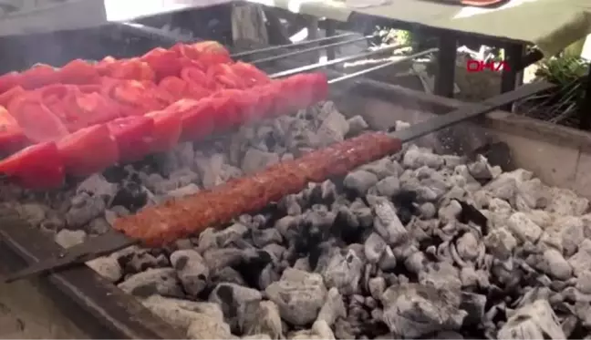 Mersin-ankara'da tarsus kebabı'na yoğun ilgi