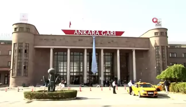 Ankara Garı prostat kanseri için mavi kravat taktı