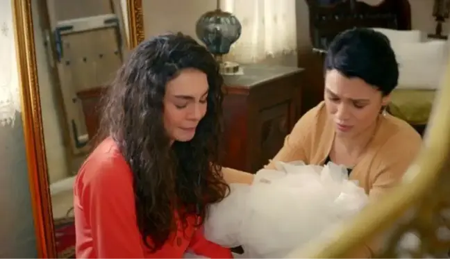 Hercai dizisinin oyuncusu Feride Çetin, Murat Özer ile evlendi