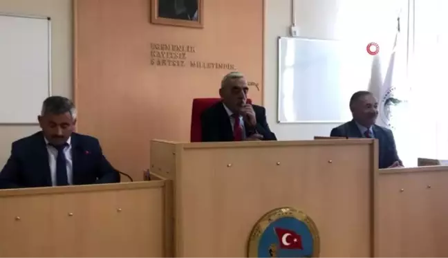 Kars İl Genel Meclisi Olağanüstü toplandı, HDP sıraları boş kaldı