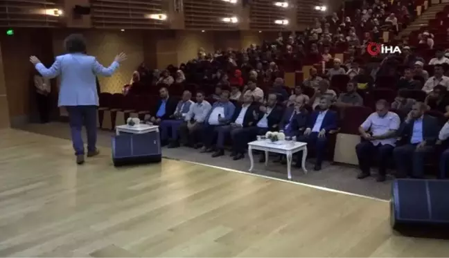 Yedi Başak'tan 'Dijital Çağda Sosyal Medya ve Aile' konferansı