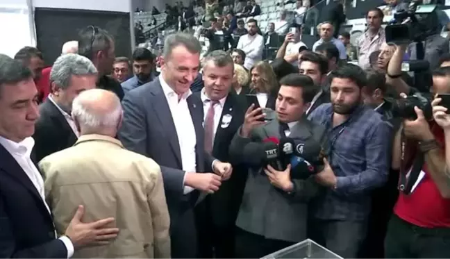 Beşiktaş Kulübünün kongresi - Orman, Adalı ve Çebi'nin oy kullanması