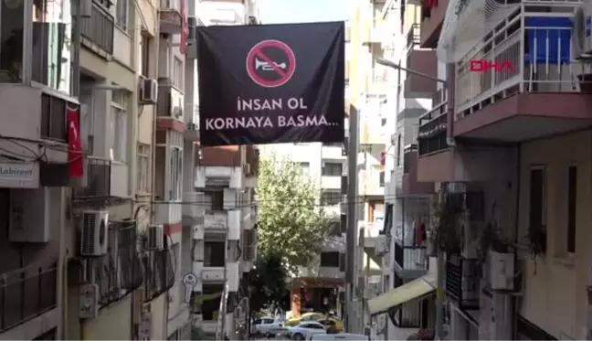 İzmir mahalle sakinlerinden korna sesine afişli çözüm