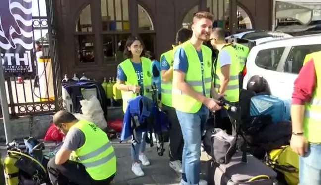 Gönüllü dalgıçlar Ortaköy sahilinde su altı temizliği yaptı