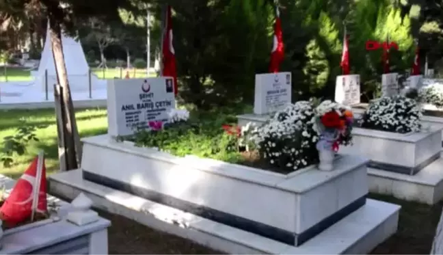 Adının verildiği okulda anılan şehidin eşyaları 'şehitlik köşesi'nde