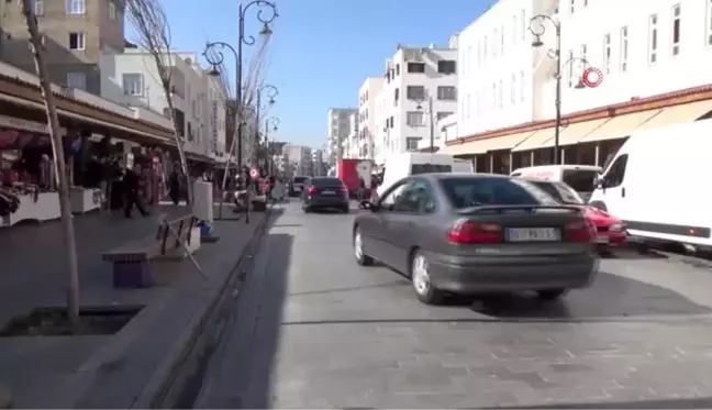 Sur esnafından 'asfalt mı parke taşı mı' referandumu