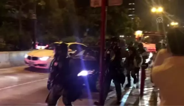 Hong Kong'daki protestolarda bir polis okla yaralandı (2) - HONG