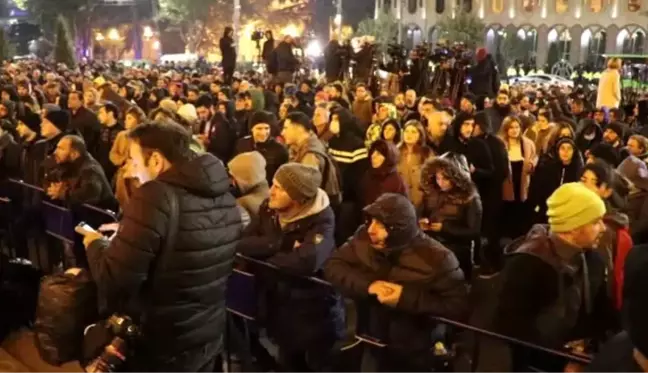 Gürcistan'daki erken seçim protestosu