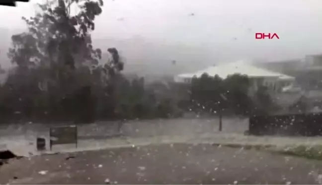 Yangınlarla boğuşan avustralya'yı bu defa da dolu vurdu