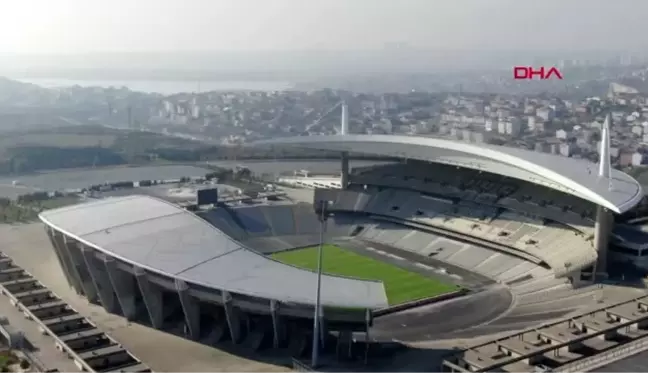 Atatürk olimpiyat stadyumu'nun çimleri değiştirildi