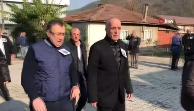 Selülöz-İş Genel Başkanı Alşan Sakarya'da son yolculuğuna uğurlandı