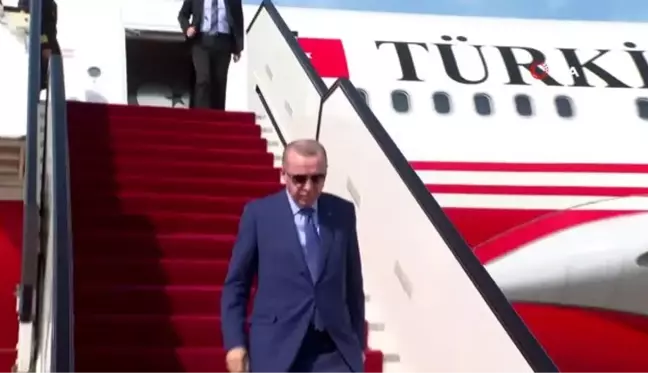 Cumhurbaşkanı Erdoğan, Katar'a geldi Cumhurbaşkanı Erdoğan Katar Emiri Al Sani ile görüştü